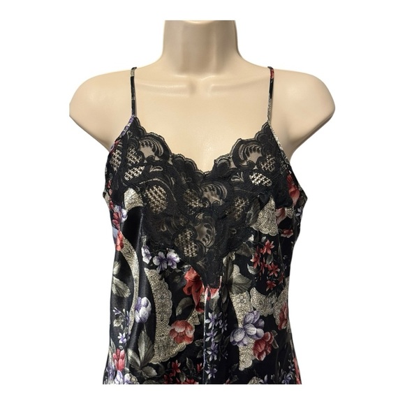 Vintage Victoria’s Secret Floral Lace trim Chemise Nightie Sleepwear Size M - Picture 4 of 13
